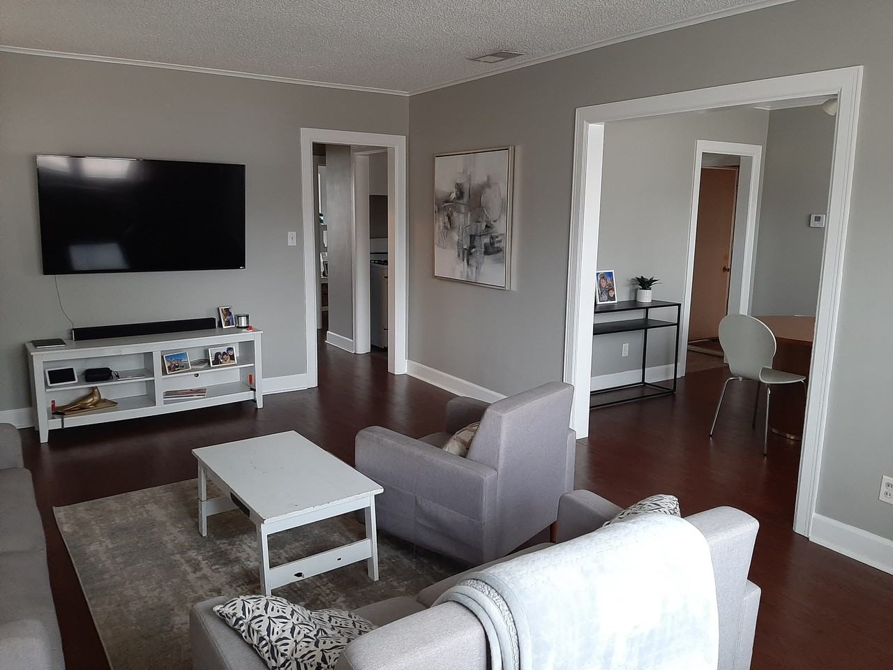 105 S Orchard St #1 - Photo 3 of 8