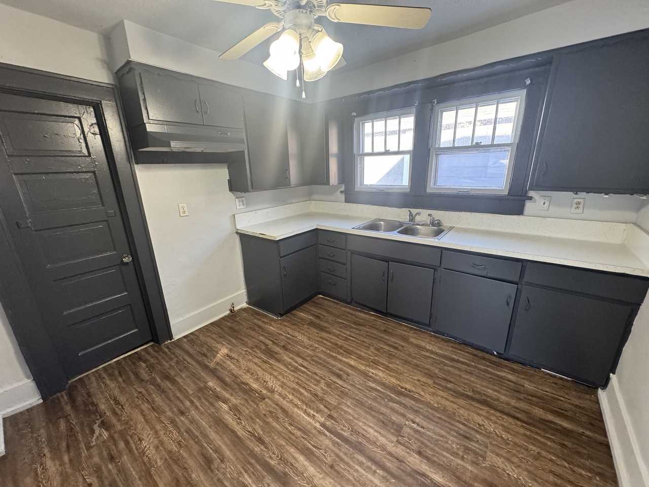 1507 E Main St #NA - Photo 5 of 19