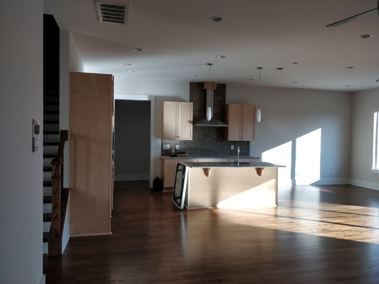 2039 Cartier Way #NA - Photo 5 of 22