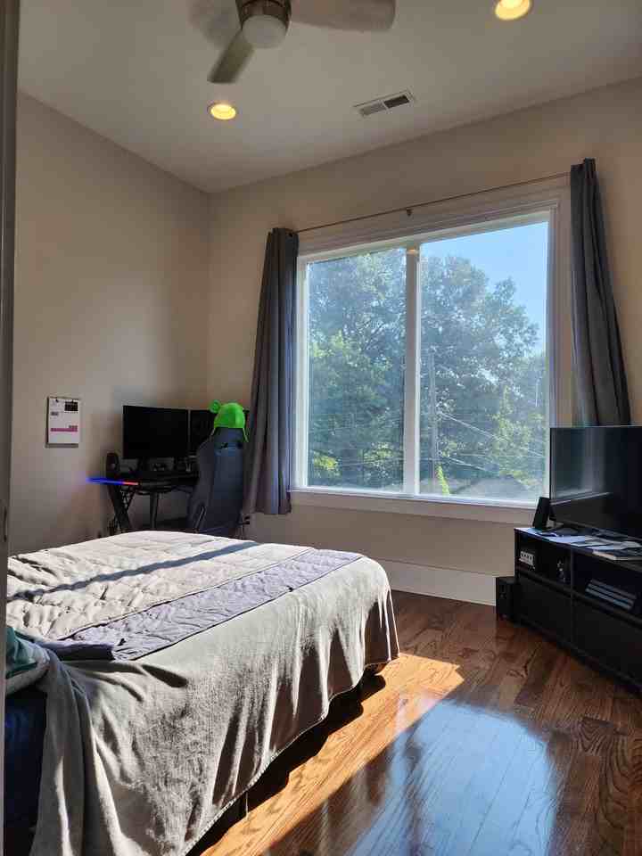 2039 Cartier Way #NA - Photo 7 of 22