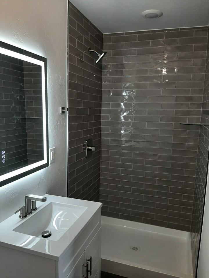 322 S Arrington Dr #1 - Photo 7 of 10