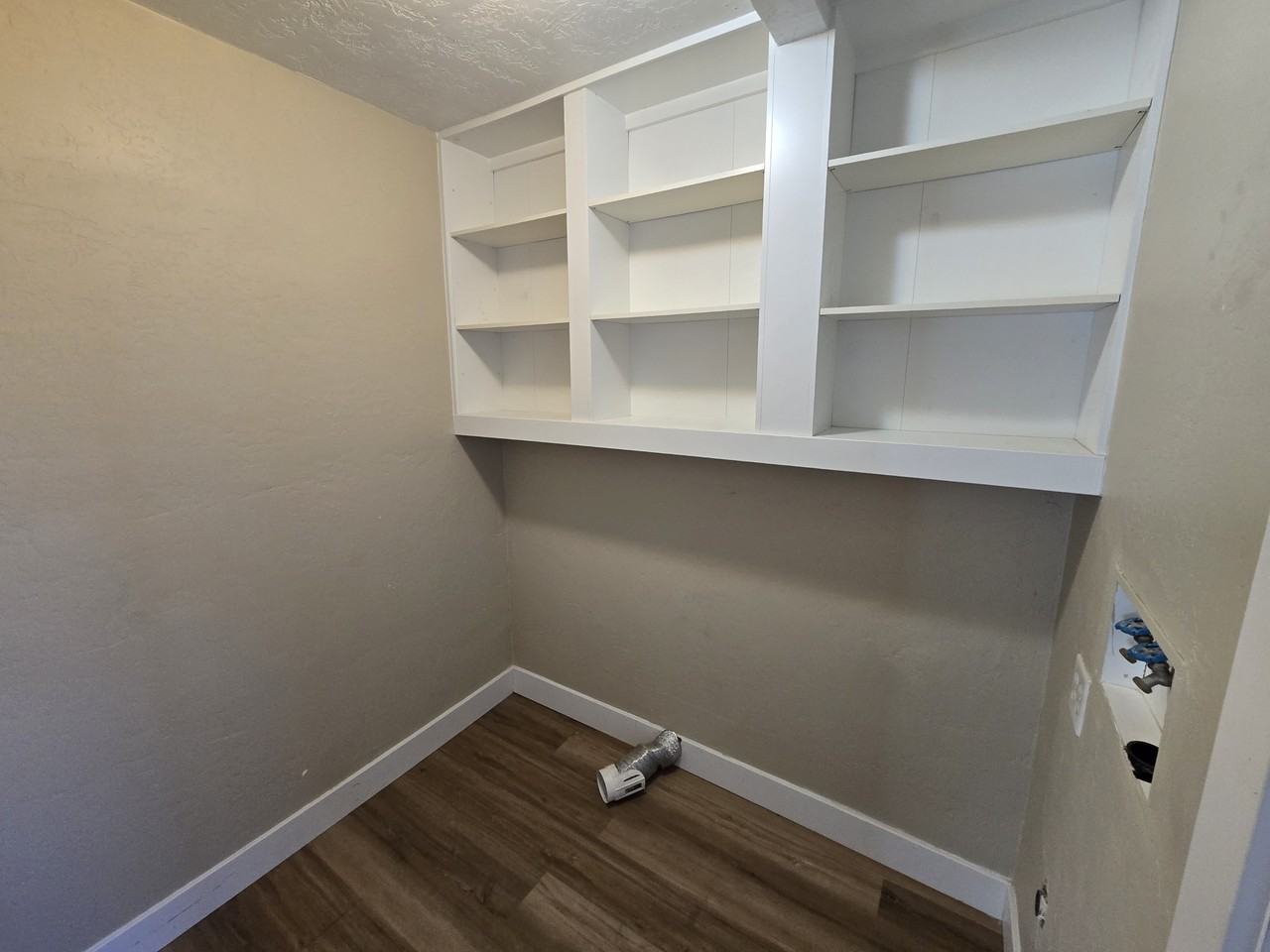 810 Wn - Photo 5 of 9