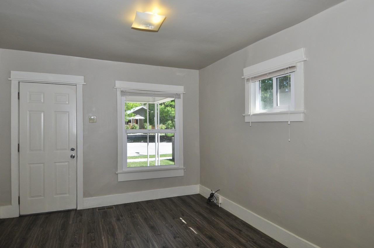 155 W Paxton Ave - Photo 4 of 11