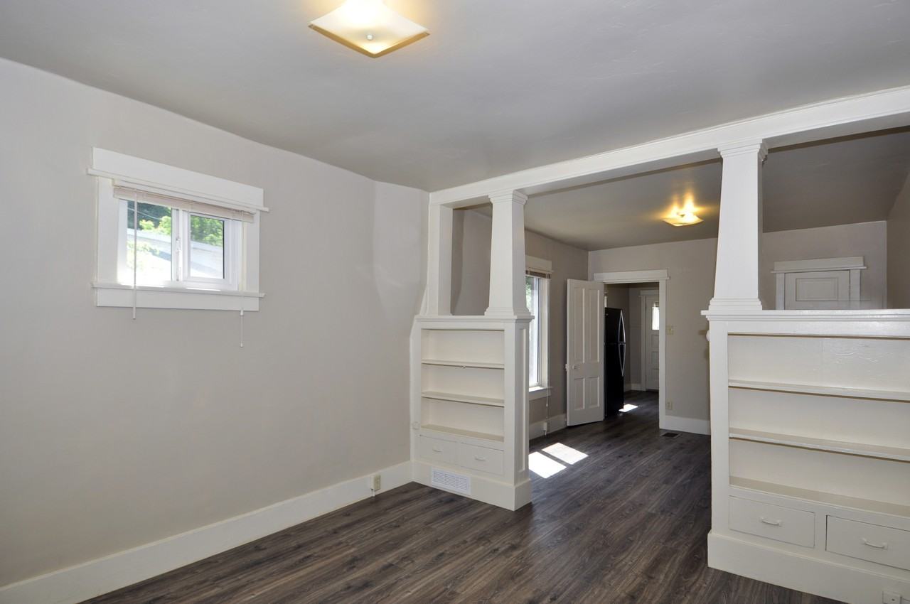 155 W Paxton Ave - Photo 5 of 11