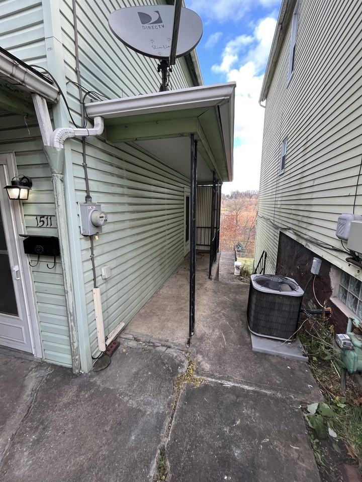 1511 Ridge Ave #1 - Photo 3 of 26