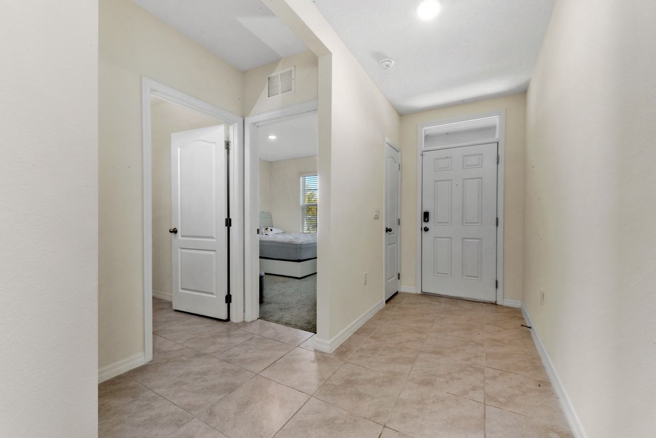 421 Noble Ave #1 - Photo 6 of 35