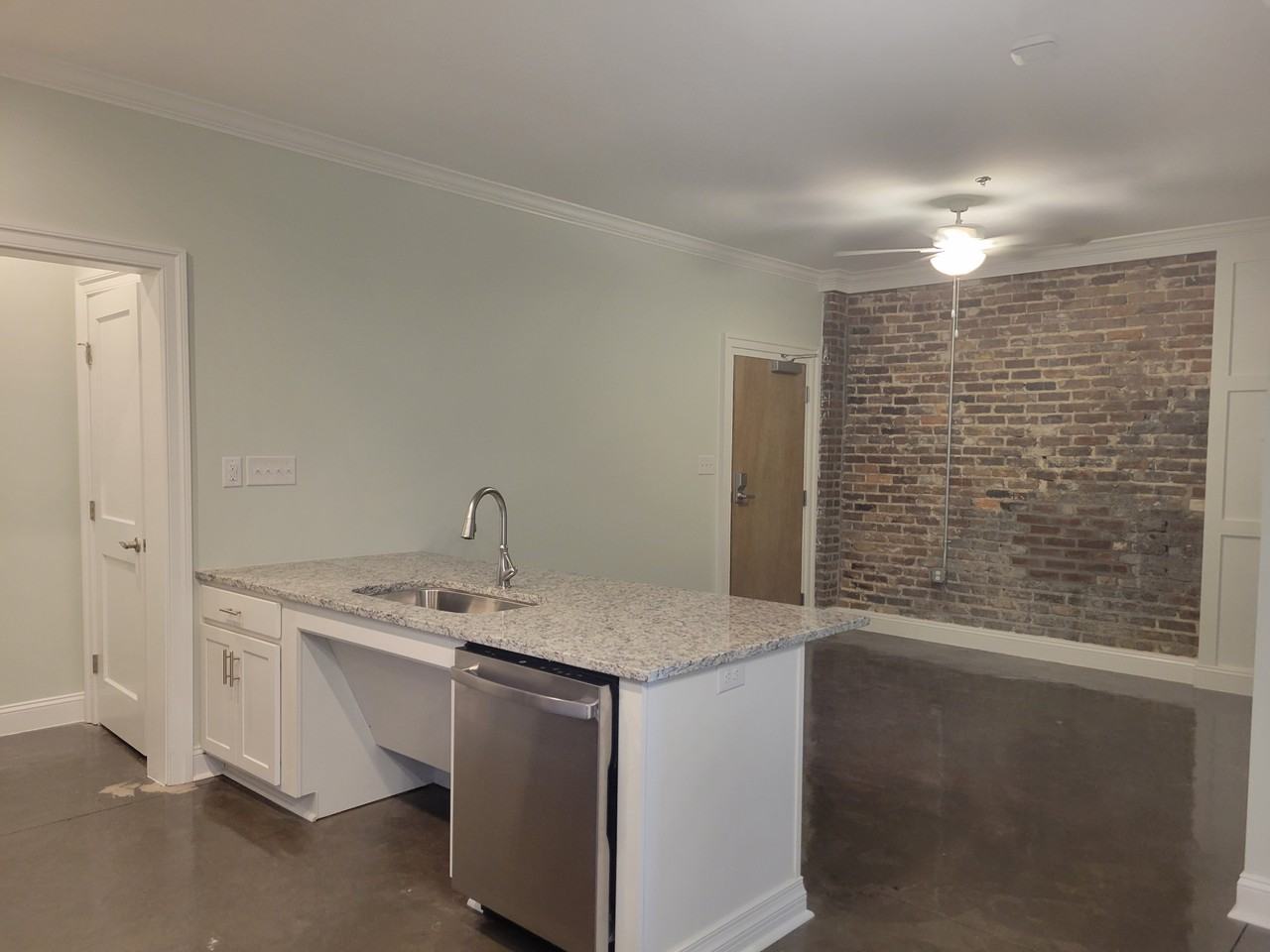 101 North Street - B #B - Photo 3 of 7