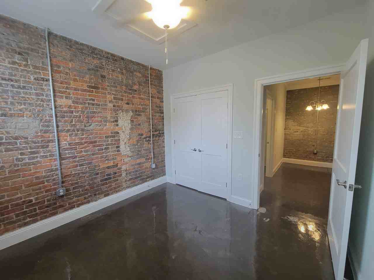 101 North Street - B #B - Photo 4 of 7