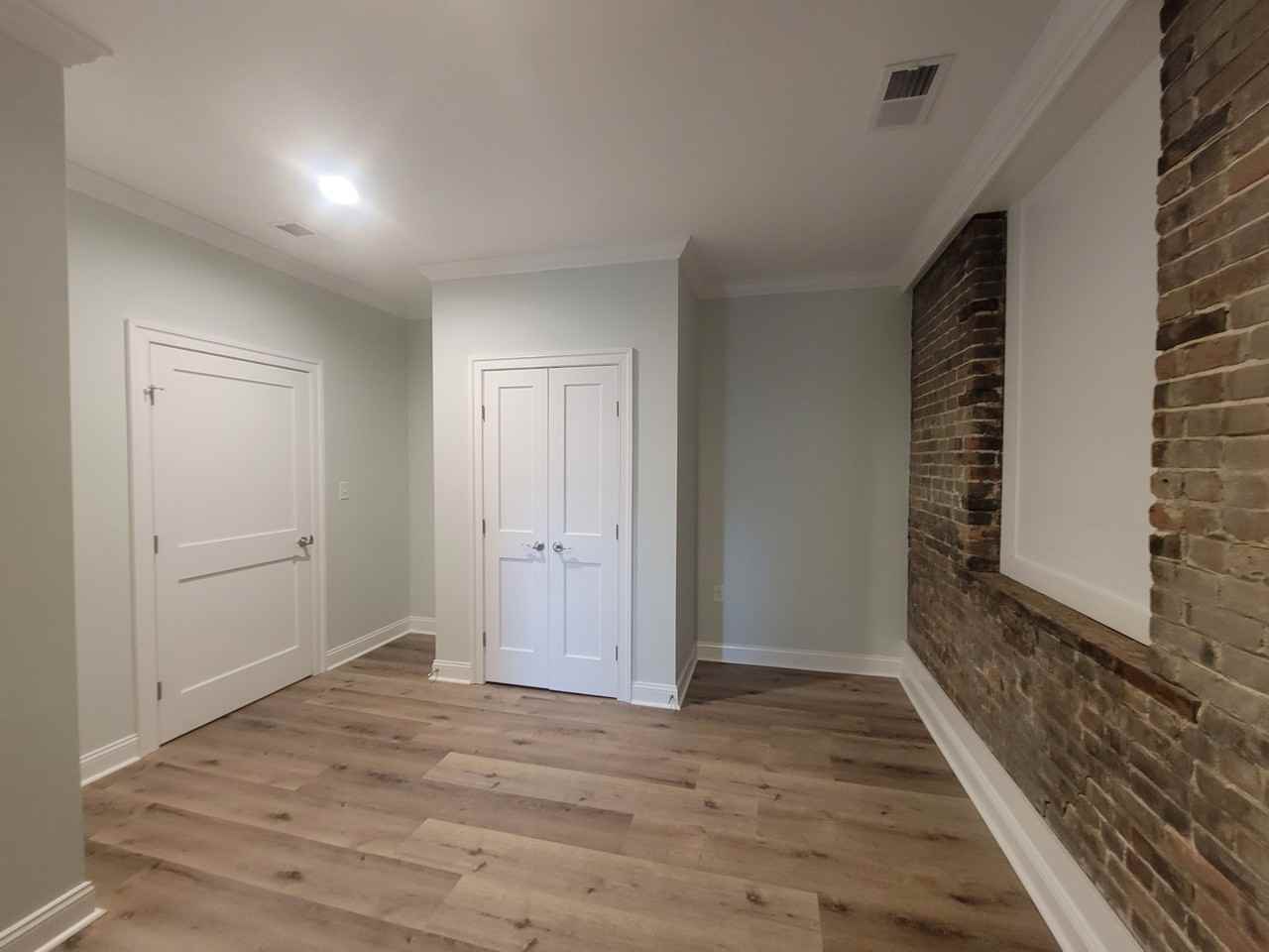 101 North Street - C #C - Photo 3 of 9