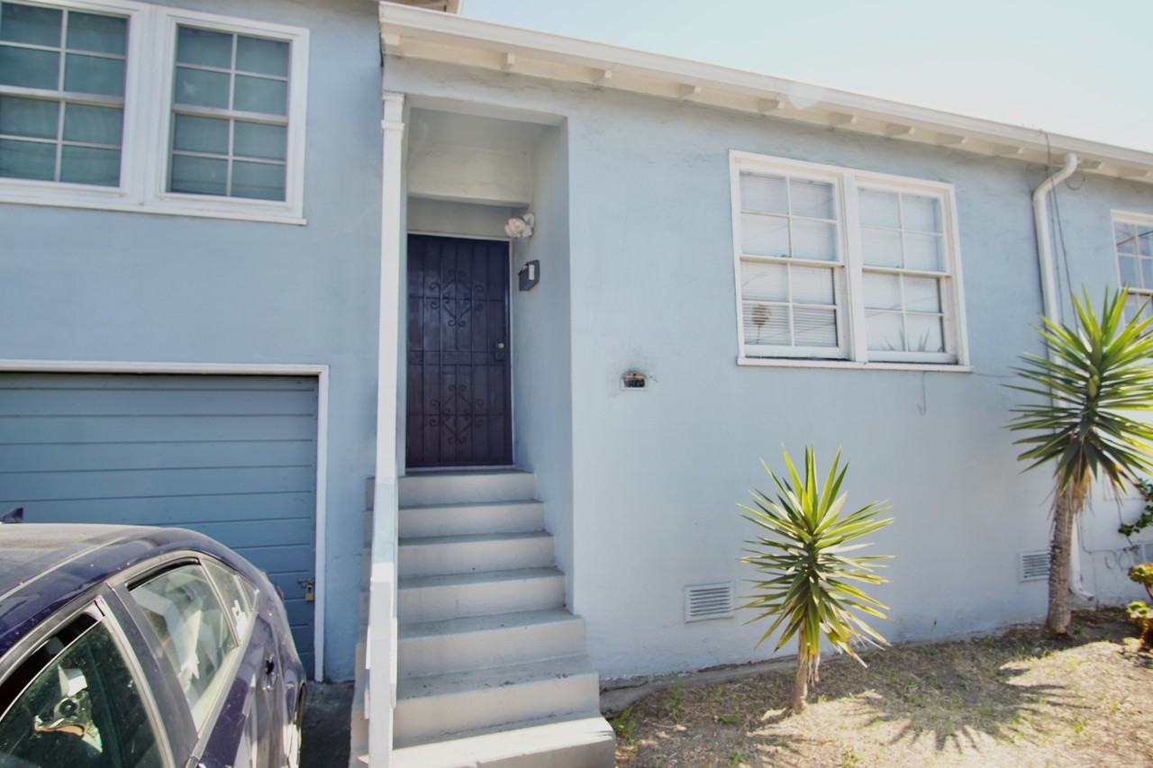 1602 Ashby/3001-3005 California Street - 1602 #1602 - Photo 2 of 13