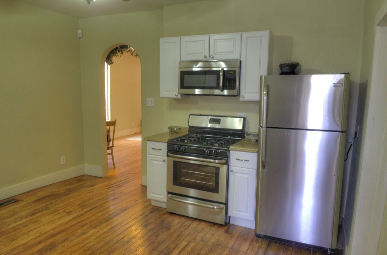 426 E Bijou St #1 - Photo 3 of 22