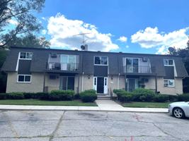 featured image of Main St East 211 - 1 #1