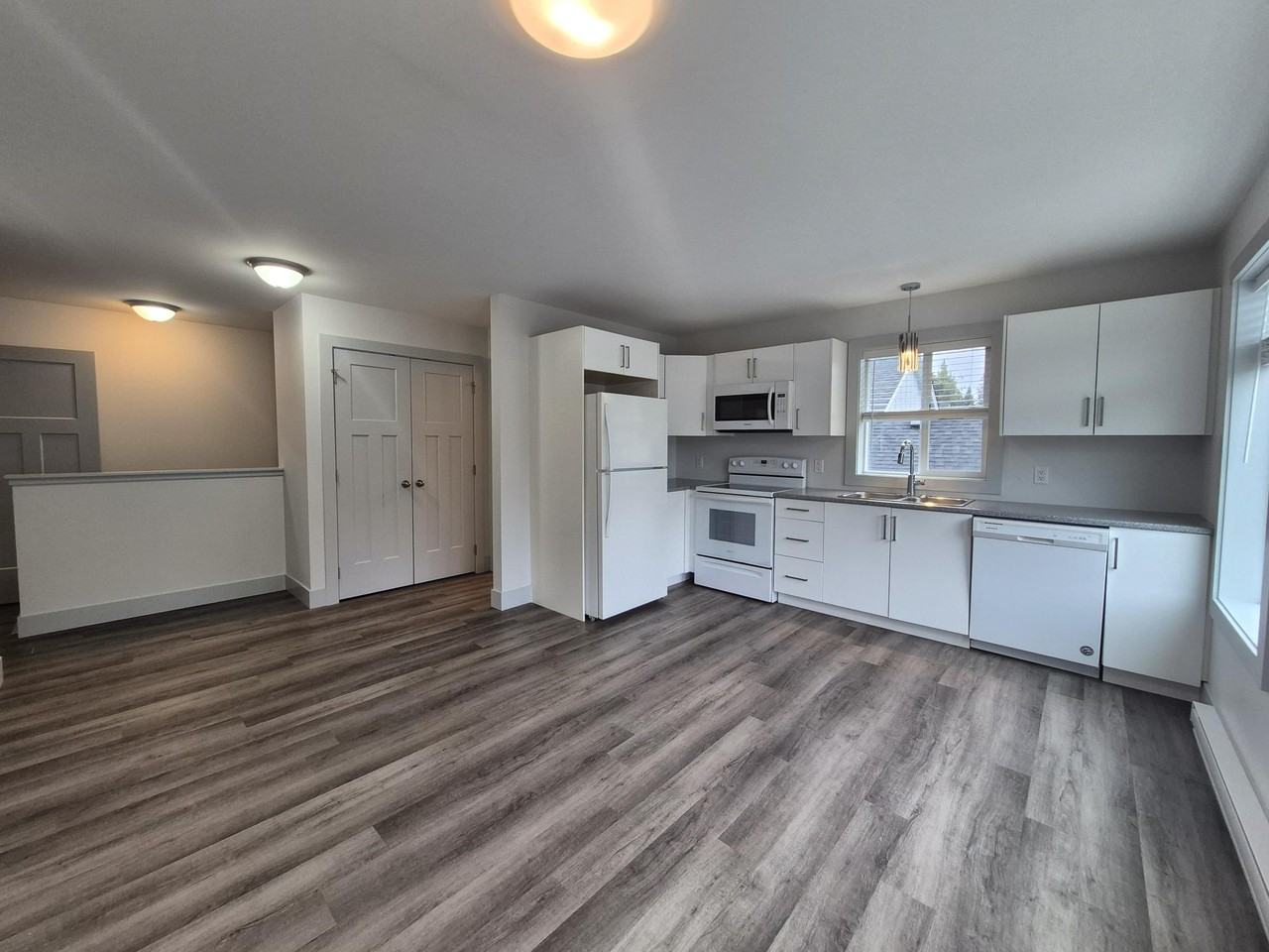 2513 West Trail Crt #1 - Photo 2 of 10