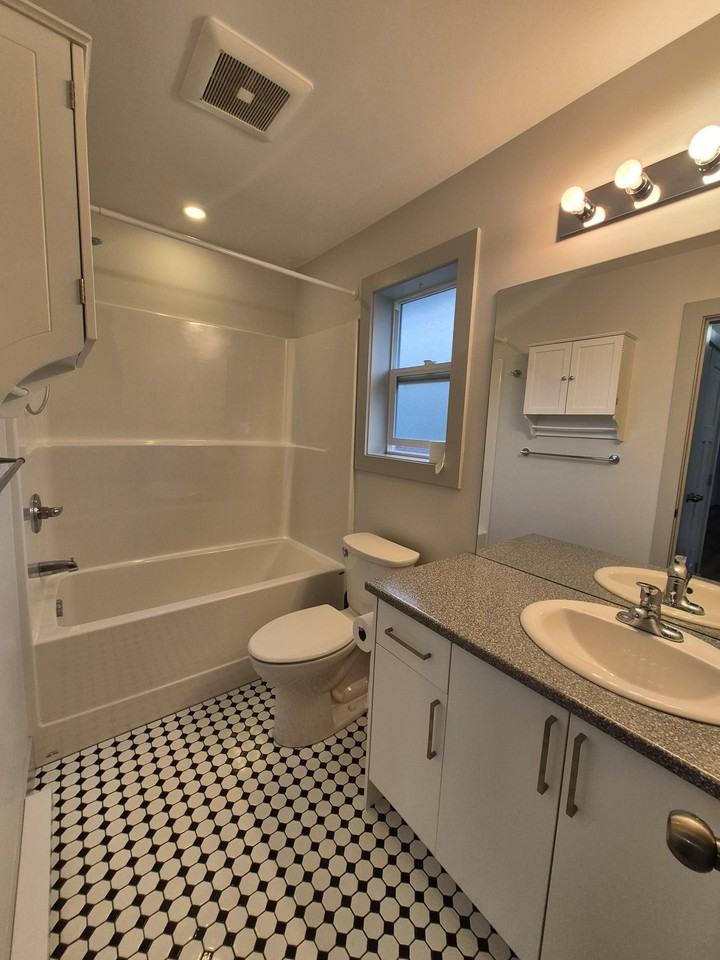 2513 West Trail Crt #1 - Photo 3 of 10