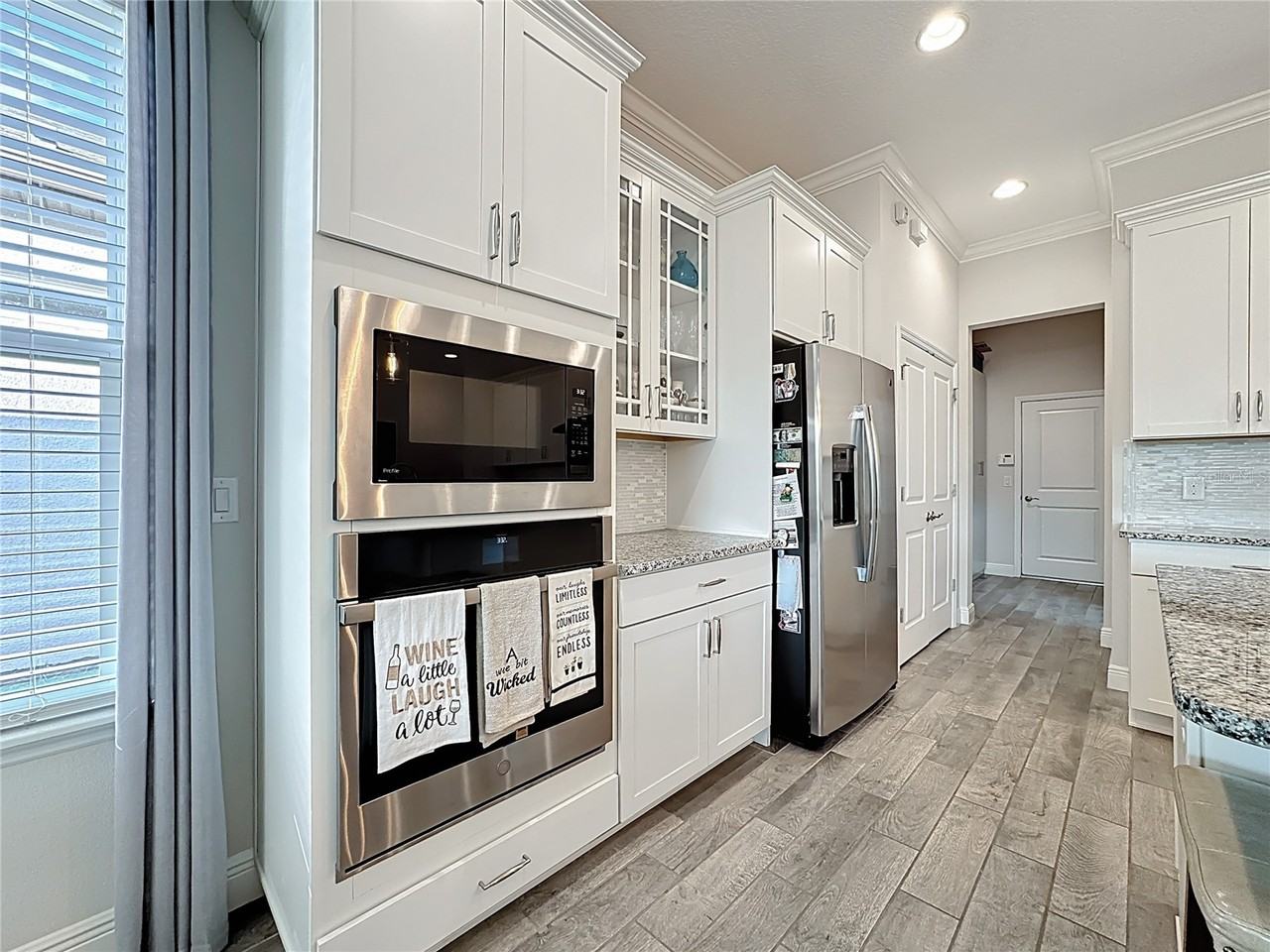 2244 Antilles Club Dr #1 - Photo 4 of 43