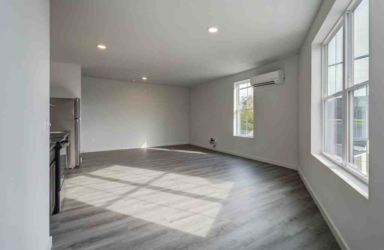 The Madison - Photo 4 of 50