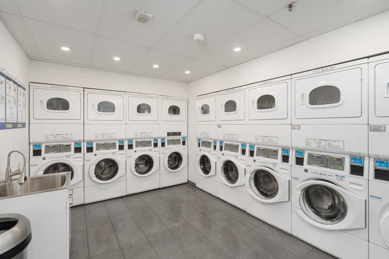 Le 2100 - Photo 7 of 23