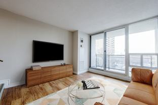 Bay 200 - Photo 1 of 1