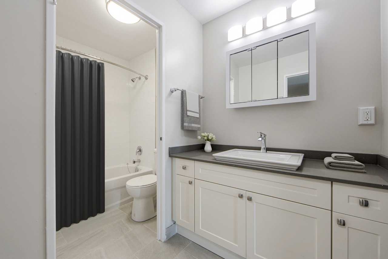 Bryden Apartments - Photo 5 of 13