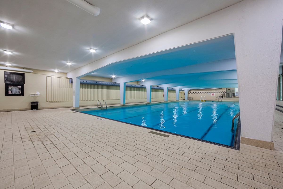 Upper Canada Court, West - Photo 6 of 11