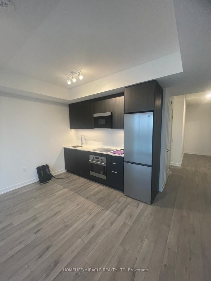 15 Skyridge Drive #805 - Photo 4 of 16