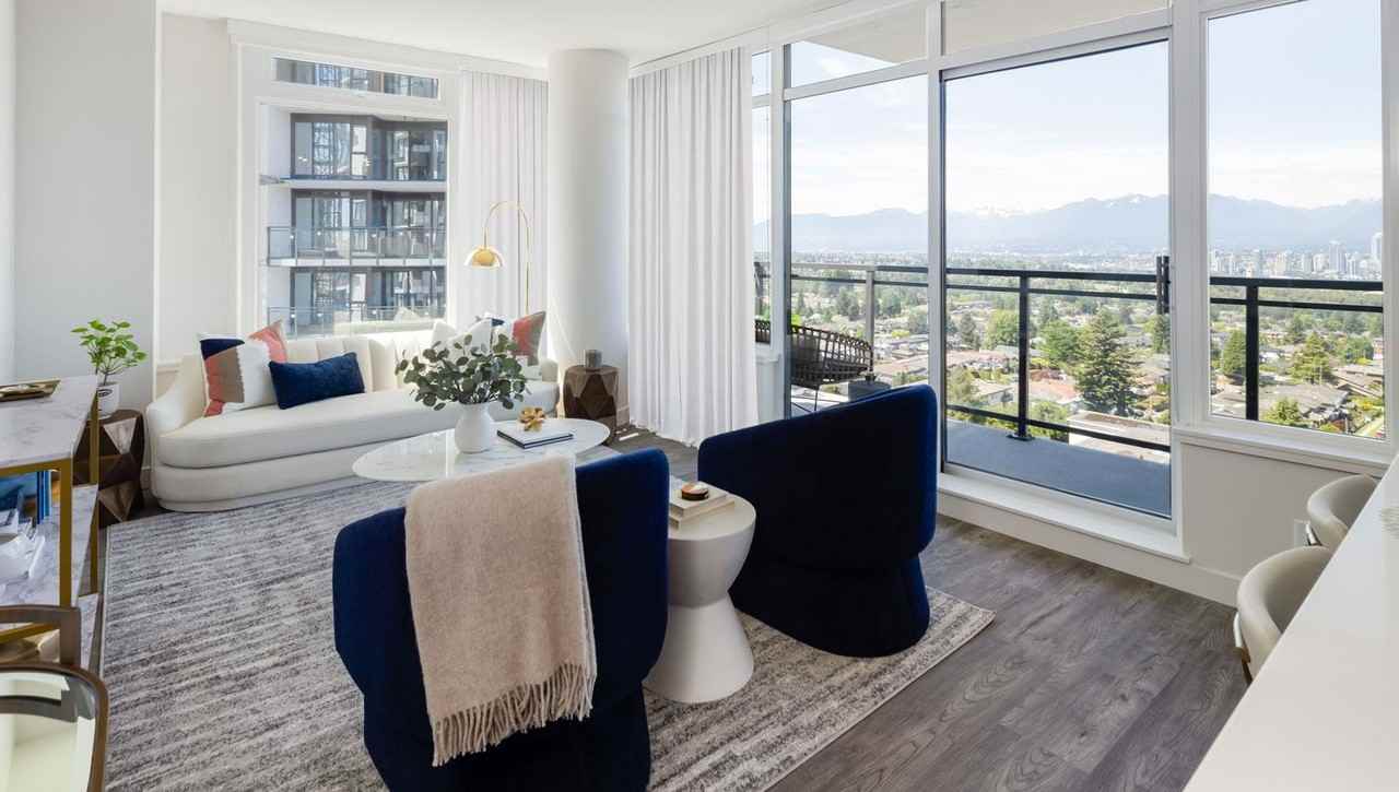 Hazel - Photo 3 of 29