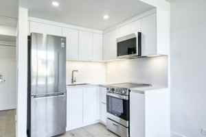 featured image of 1975 Boul De Maisonneuve O