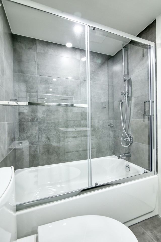 1975 de Maisonneuve - Photo 7 of 50