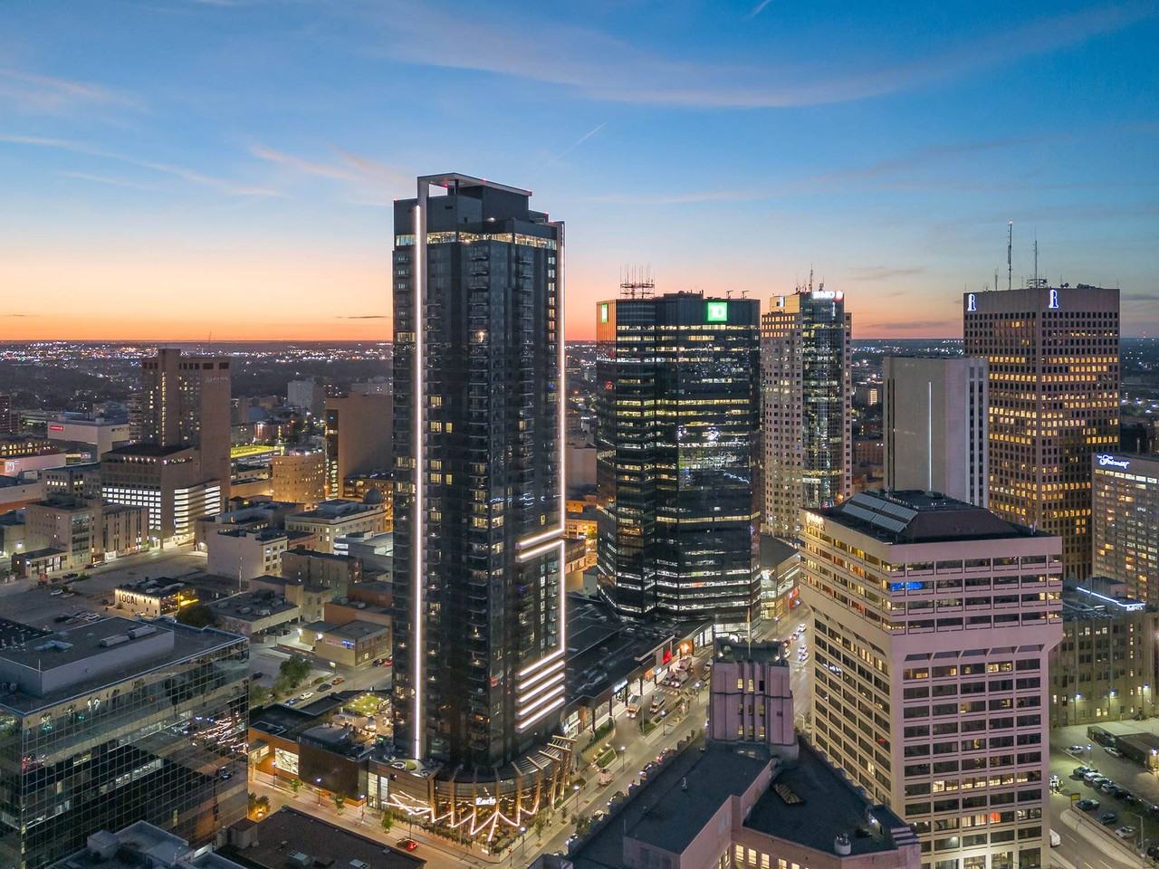 300 Main - Photo 2 of 50