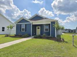 featured image of 77 Bonaparte St #1