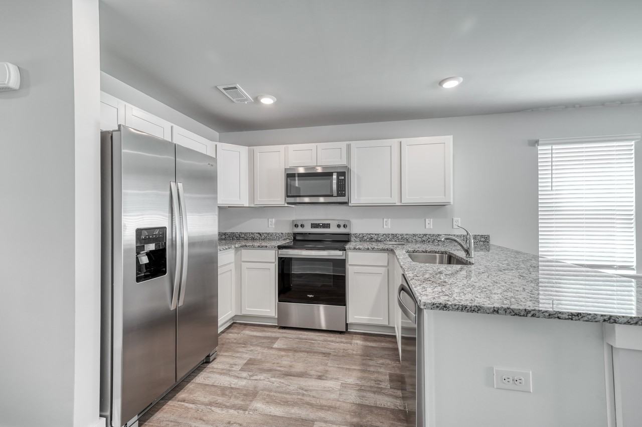 109 S Grassland Rd #1 - Photo 3 of 29