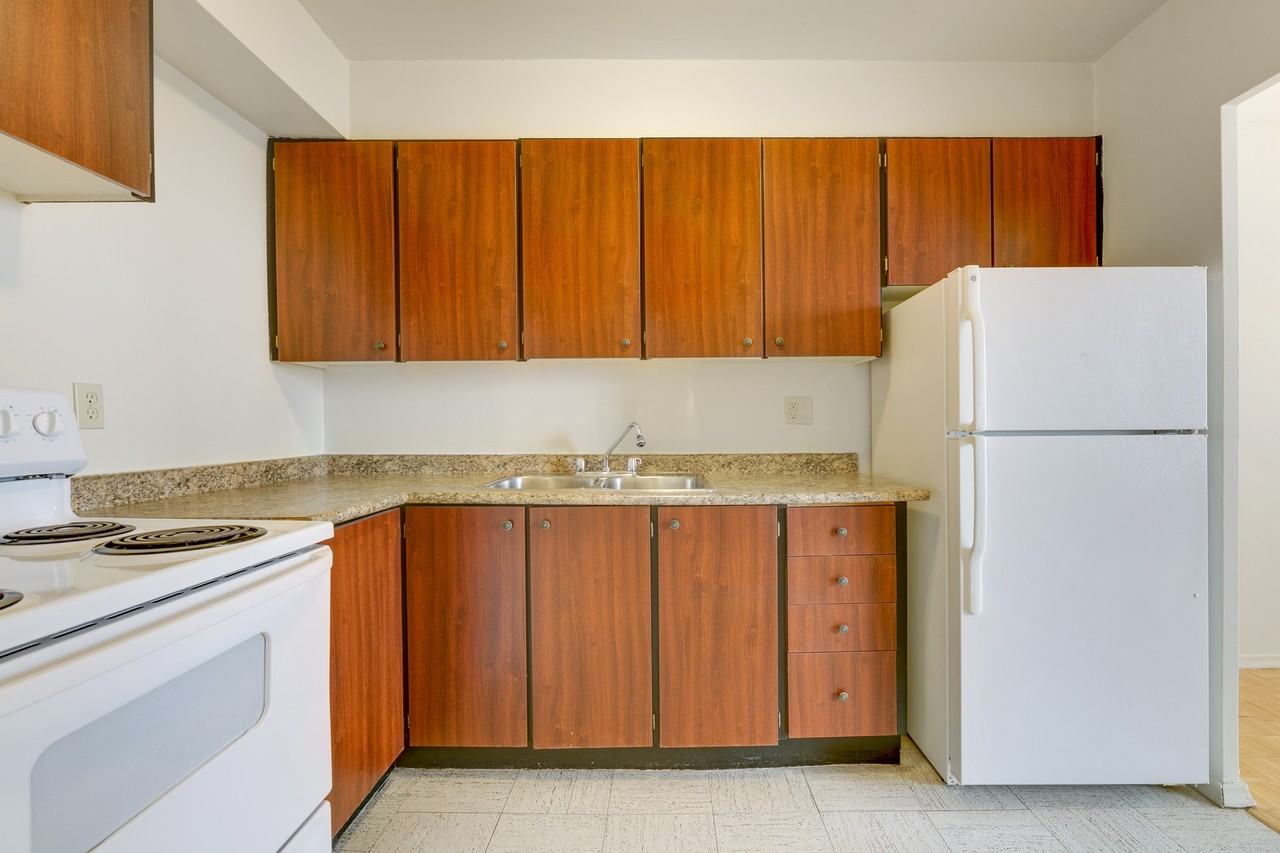 2300 Confederation Parkway - Photo 4 of 8