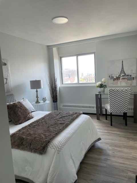 Wentworth Plaza - Photo 6 of 50