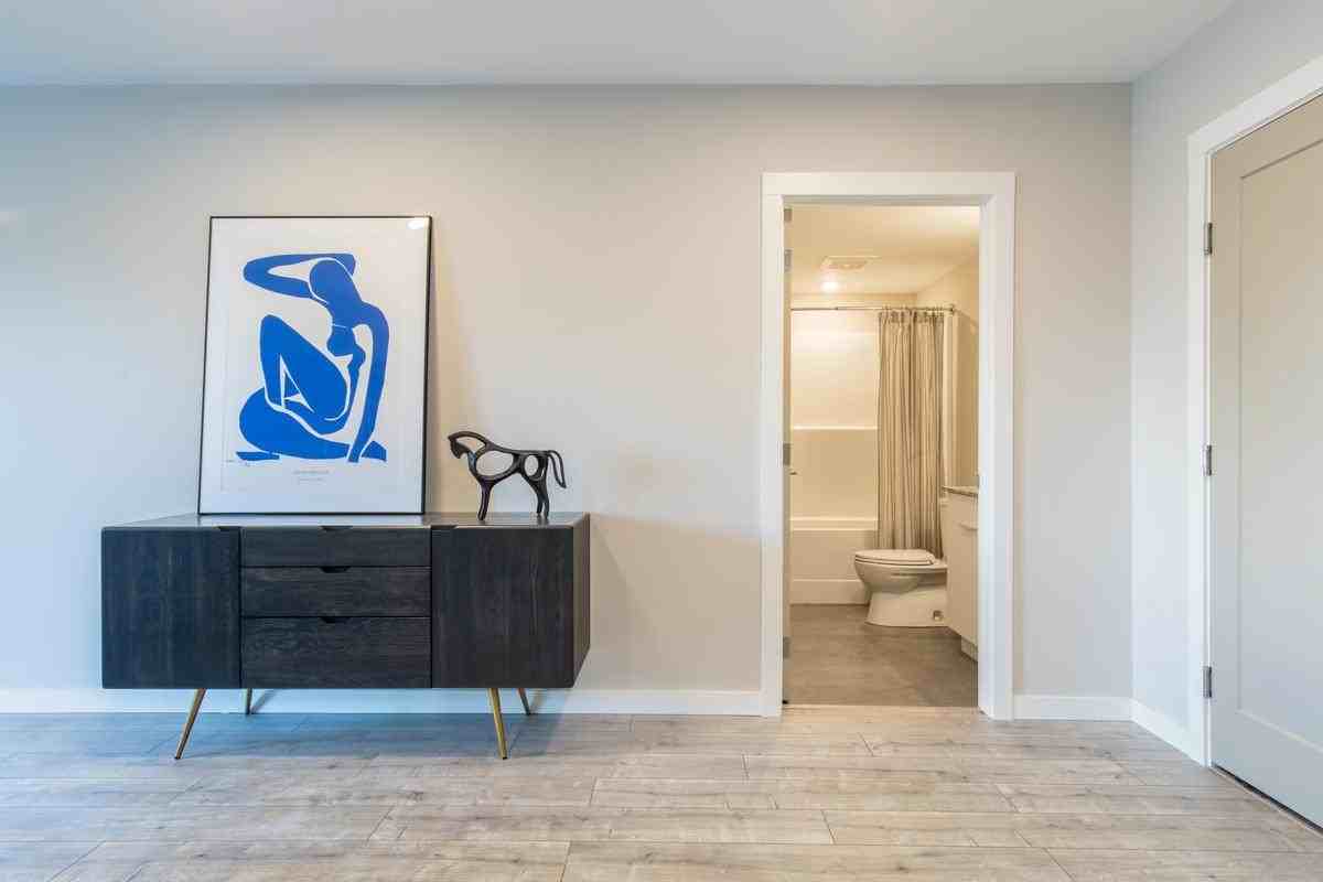 2036 South Island Highway - Photo 5 of 25