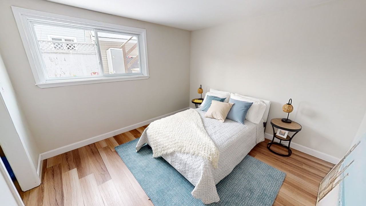 Britannia Beach - Photo 6 of 14