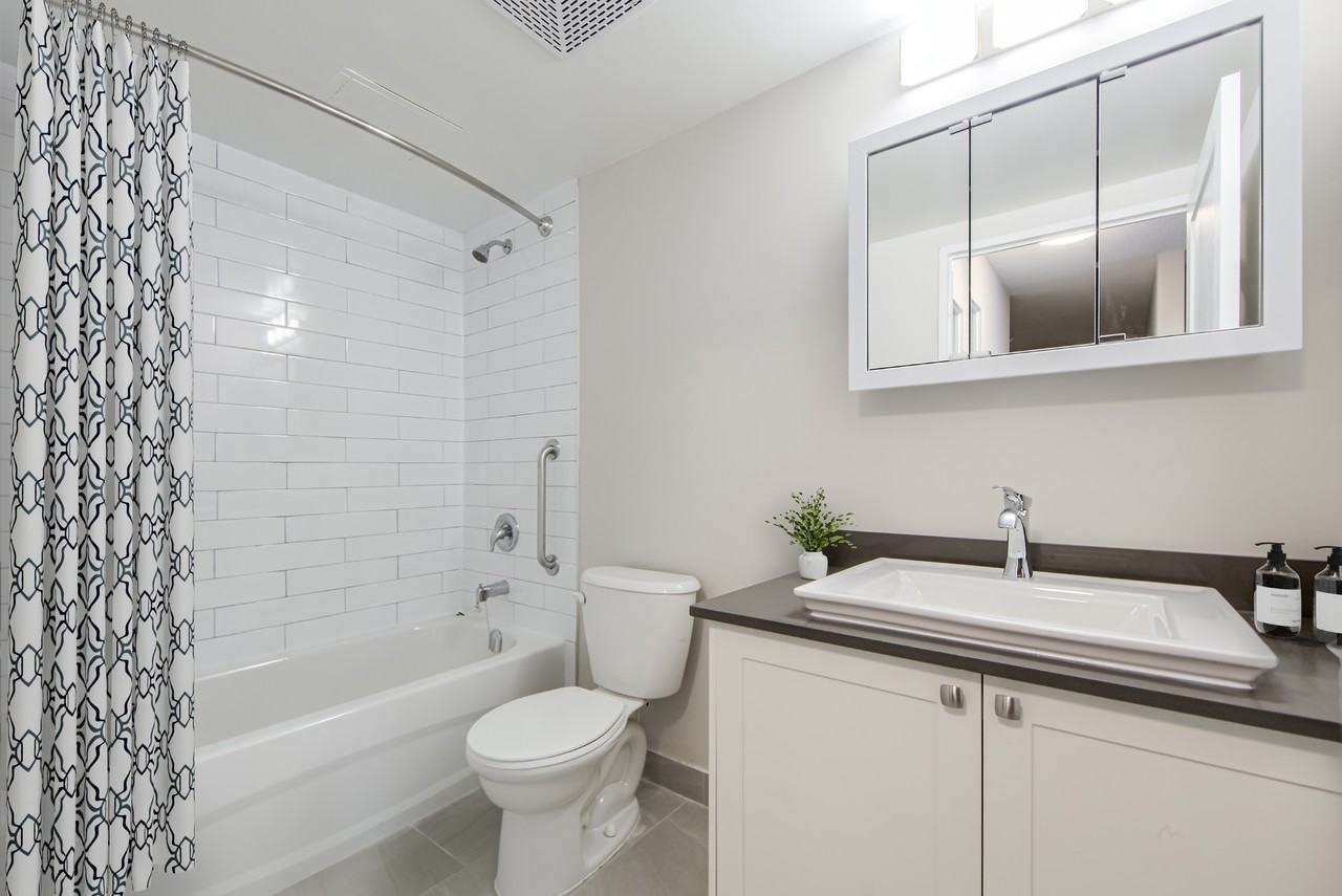 Uptown Towers I & II - Photo 6 of 19