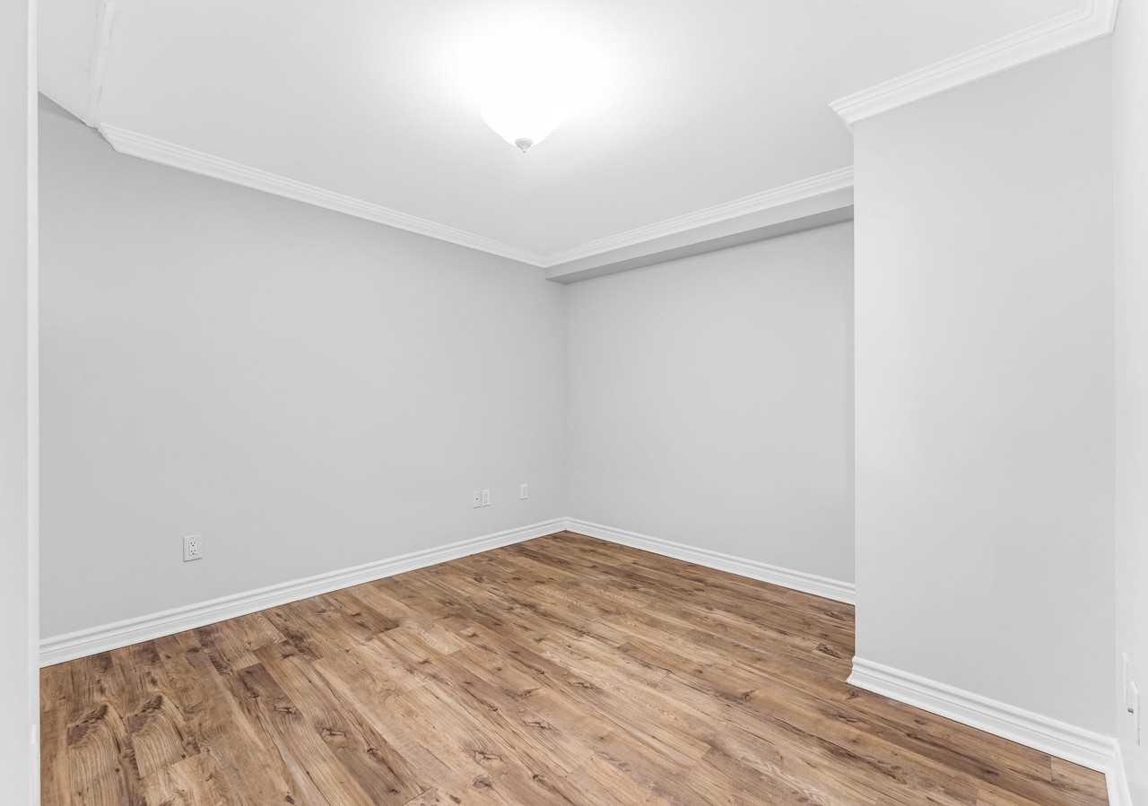 235 Charlotte St - Photo 6 of 36