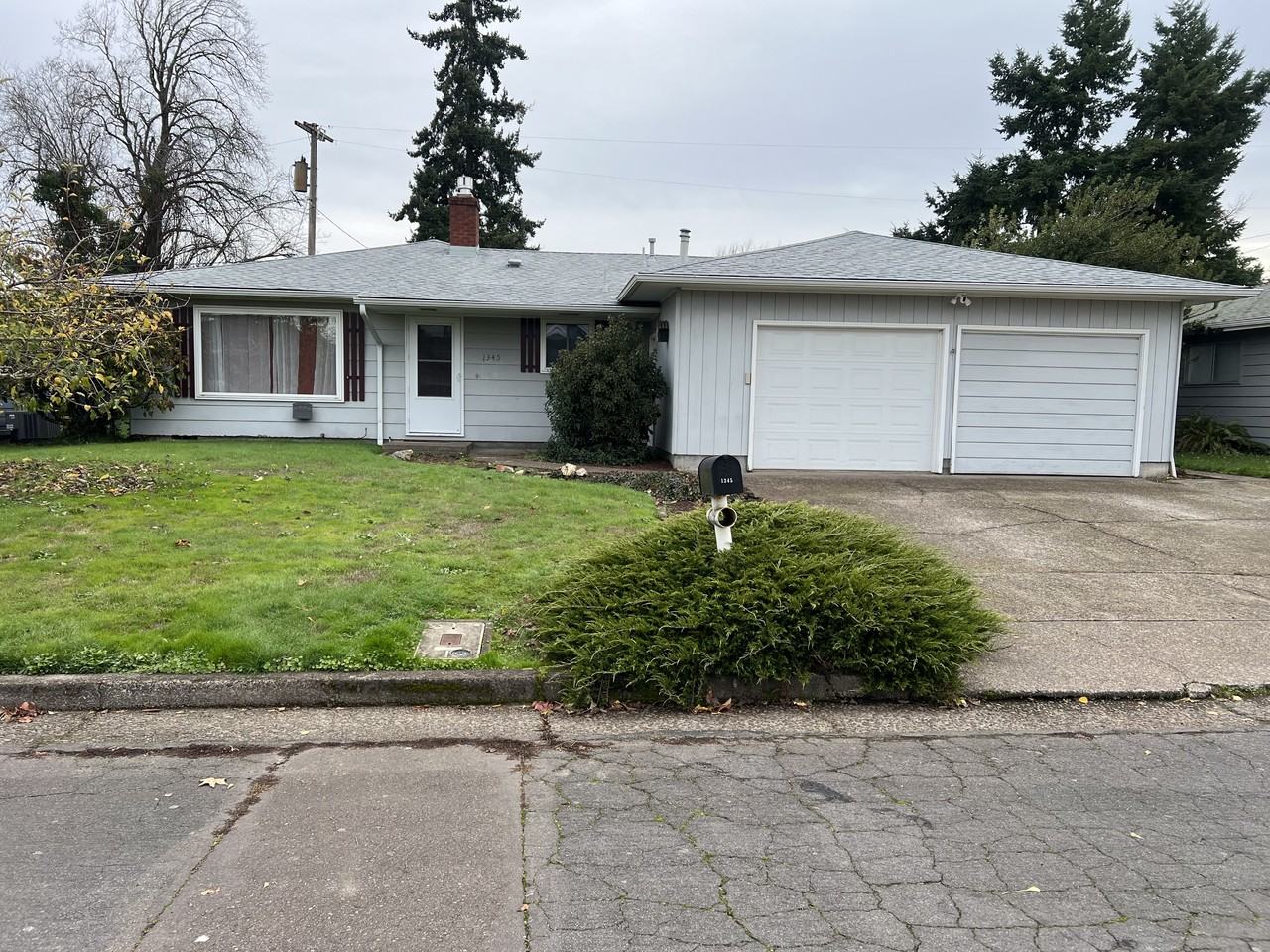 1345 Madison St Se #1 - Photo 3 of 23