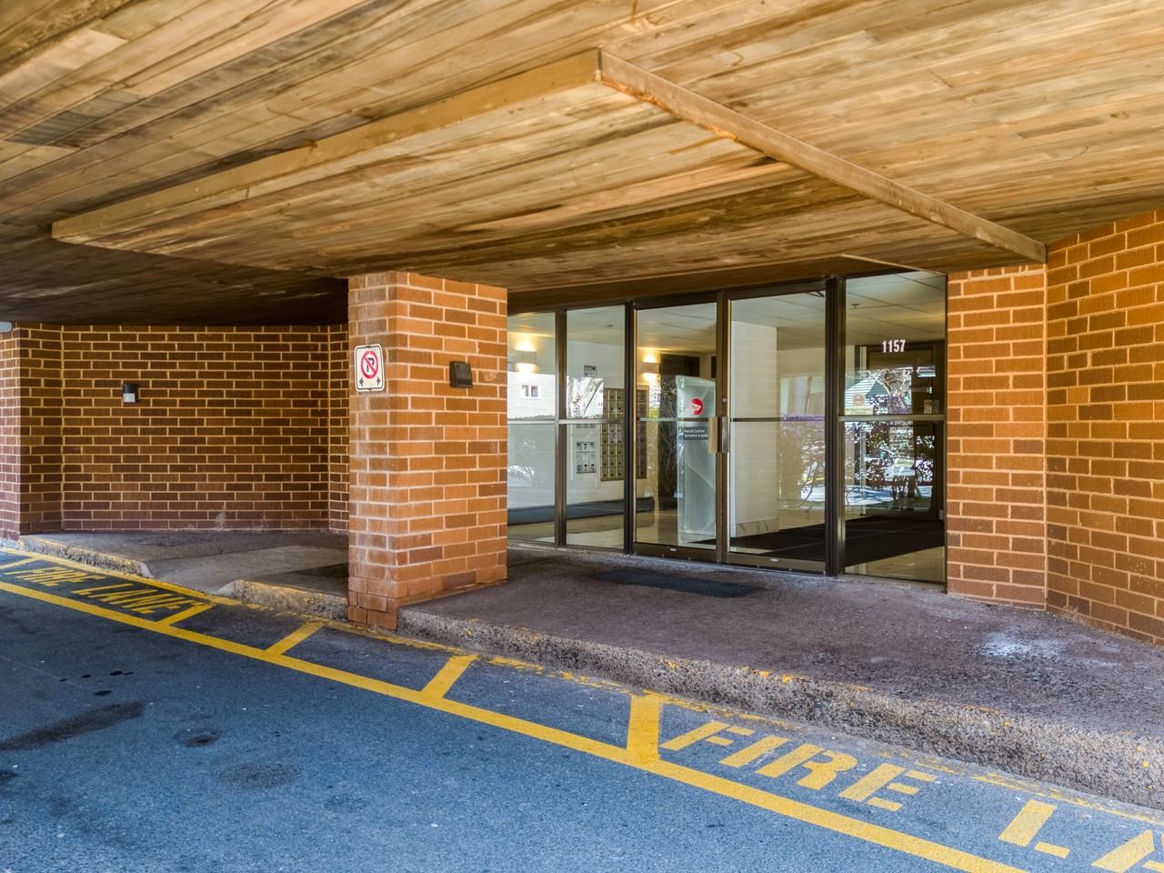 Queen Sana Tower - Photo 3 of 8