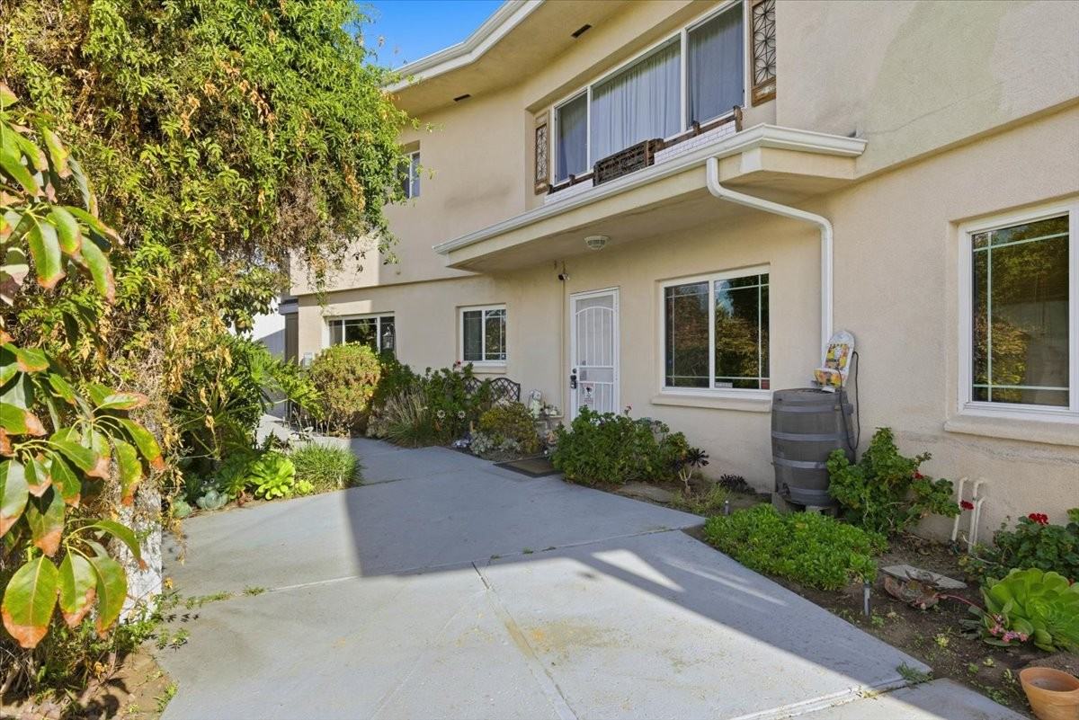 4341 Vista Way #A - Photo 6 of 24