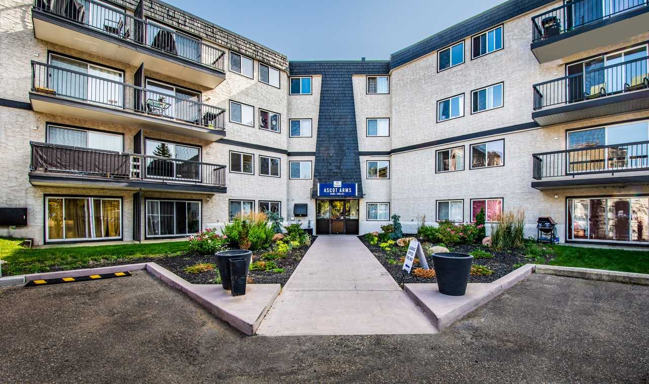 Ascot Arms - Photo 4 of 34