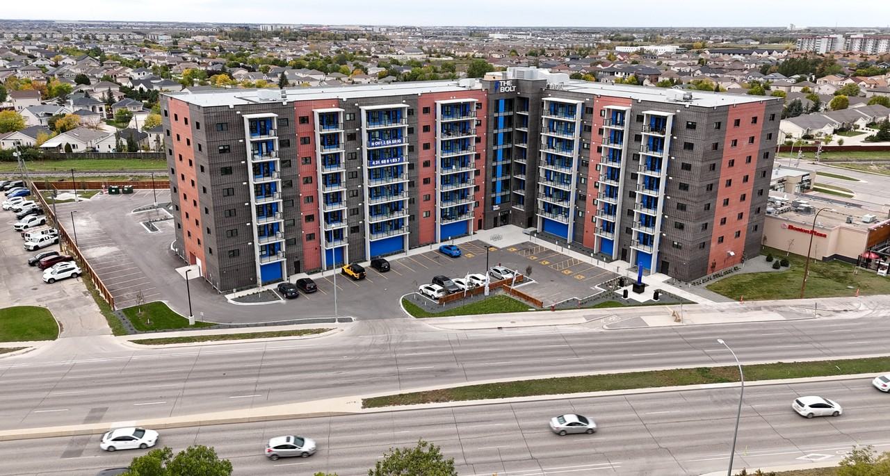 The Bolt - Photo 5 of 16