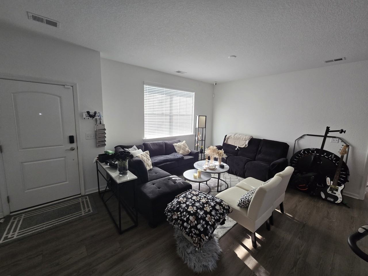 5101 Cora Anne Ln #1 - Photo 4 of 20