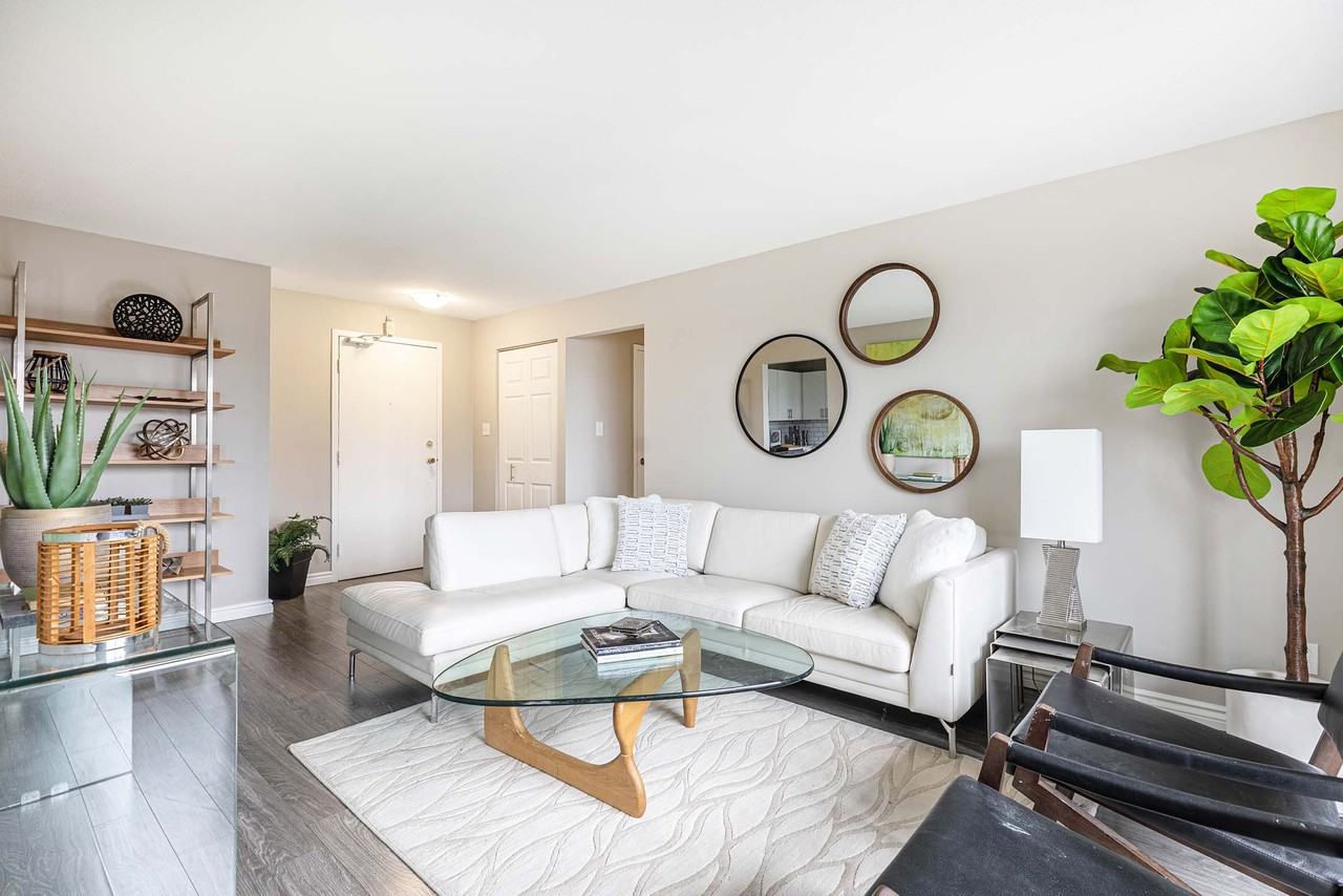 Huntington Place - Photo 4 of 30