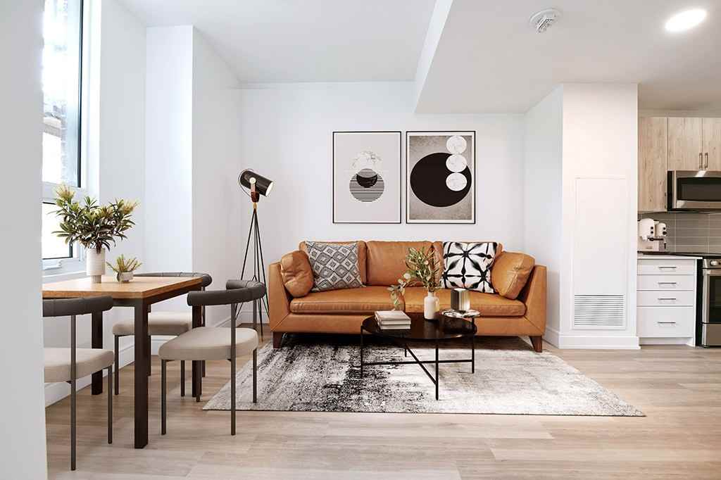 Fifth + Bank - Photo 2 of 36