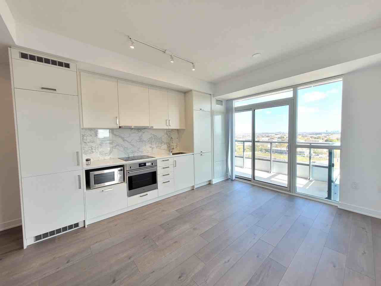 Mobilio - Photo 4 of 50