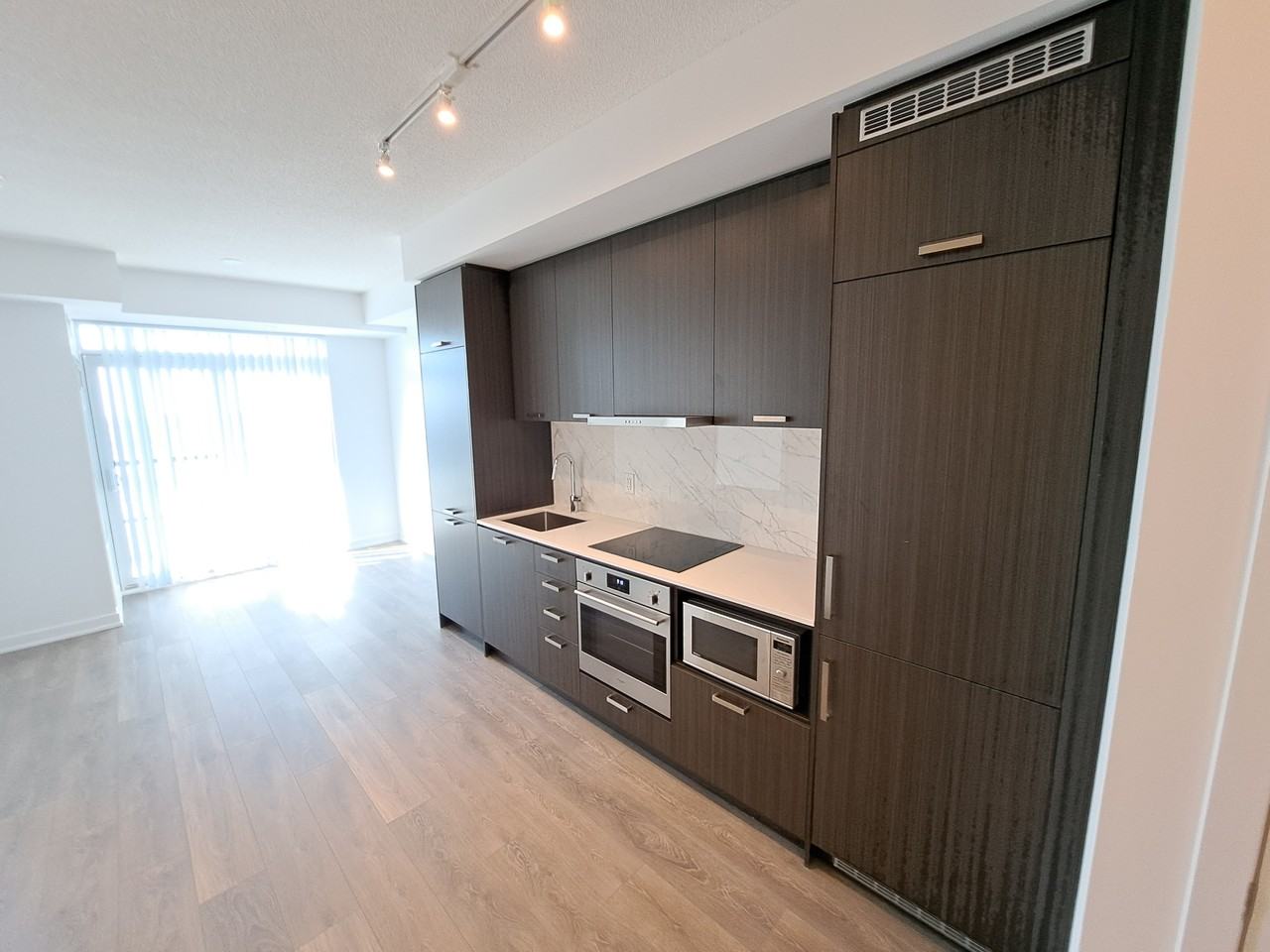 Mobilio - Photo 7 of 50