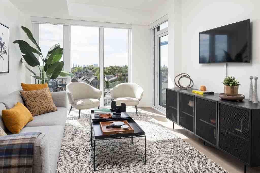 Litho - Photo 2 of 24