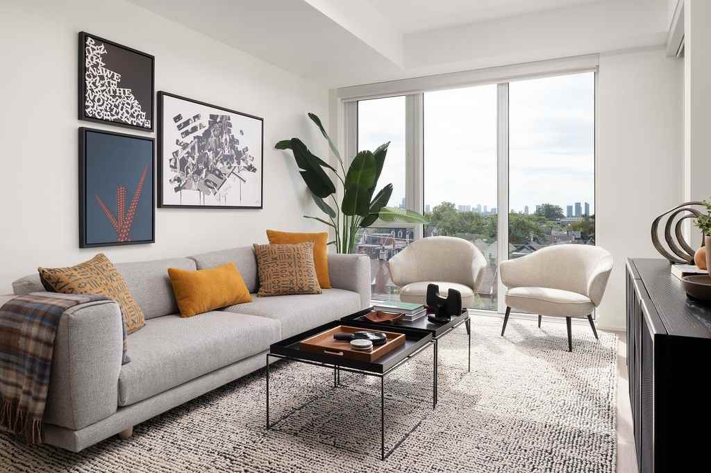 Litho - Photo 4 of 24