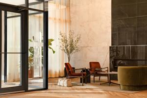 featured image of 161 Laurier Ave W